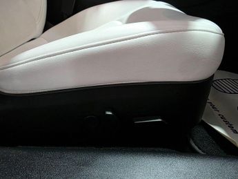Tesla Model 3 (Dual Motor) Performance Auto 4WDE 4dr (Performance Upgrade)