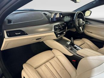 BMW 5 Series 2.0 520d M Sport Saloon 4dr Diesel Auto xDrive Euro 6 (s/s) (190