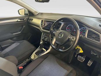 Volkswagen T-Roc 1.5 TSI EVO Active SUV 5dr Petrol DSG Euro 6 (s/s) (150 ps)