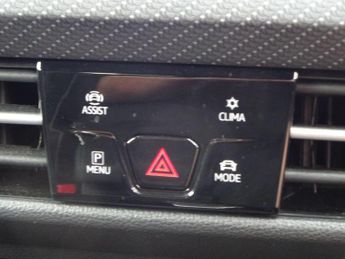 Volkswagen Golf 1.5 eTSI MHEV R-Line DSG Euro 6 (s/s) 5dr
