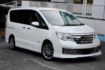Nissan Serena 2.0 Hybrid Rider Edition - Eight Seater
