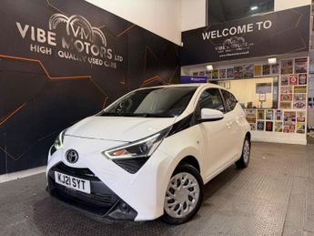 Toyota AYGO 1.0 VVT-i x-play Euro 6 (s/s) 5dr