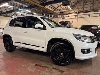 Volkswagen Tiguan 1.4 TSI BlueMotion Tech  R-Line DSG