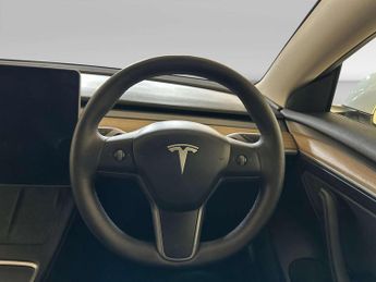 Tesla Model 3 Saloon 4dr Electric Auto RWD (241 bhp)
