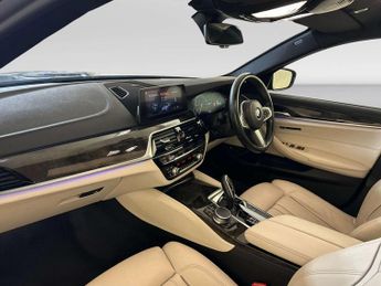 BMW 5 Series 2.0 530e 9.2kWh M Sport Saloon 4dr Petrol Plug-in Hybrid Auto Eu
