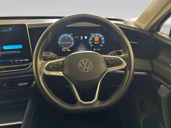 Volkswagen Tiguan 1.5 TSI eHybrid 19.7kWh Match SUV 5dr Petrol Plug-in Hybrid DSG 