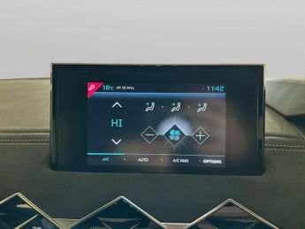 DS AUTOMOBILES DS 3 CROSSBACK E-TENSE 50kWh Performance Line Crossback 5dr Electric Auto (136 