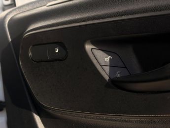 Mercedes-Benz eSprinter 55kWh Progressive Auto FWD L2 H2 5dr 20kW Charger