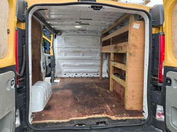 Vauxhall Vivaro 2.0 2700 CDTi FWD L1 4dr