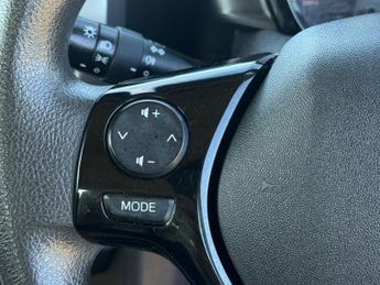 Peugeot 108 1.0 Active Euro 6 5dr