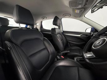 MG MG ZS 1.0 T-GDI Exclusive SUV 5dr Petrol Auto Euro 6 (111 ps)