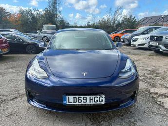 Tesla Model 3 Standard Range Plus Auto RWD 4dr
