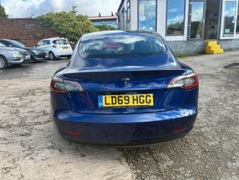 Tesla Model 3 Standard Range Plus Auto RWD 4dr