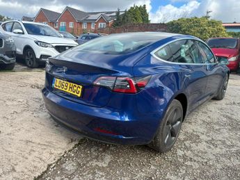 Tesla Model 3 Standard Range Plus Auto RWD 4dr