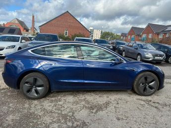 Tesla Model 3 Standard Range Plus Auto RWD 4dr