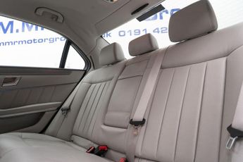 Mercedes-Benz E Class 2.1 E220 BlueTEC AMG Night Edition G-Tronic+ Euro 6 (s/s) 4dr