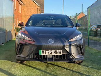 MG MG4 51kWh SE Auto 5dr