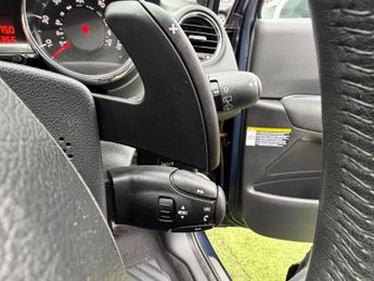 Peugeot 3008 1.6 e-HDi Active SUV 5dr Diesel EGC Euro 5 (s/s) (115 ps)