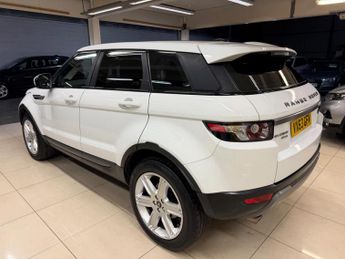 Land Rover Range Rover Evoque 2.2 SD4 Pure Tech Auto 4WD Euro 5 (s/s) 5dr