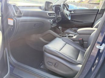 Hyundai TUCSON 2.0 CRDi Premium Auto 4WD Euro 6 (s/s) 5dr