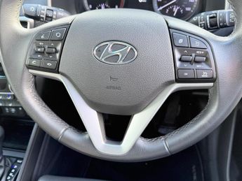 Hyundai TUCSON 2.0 CRDi Premium Auto 4WD Euro 6 (s/s) 5dr