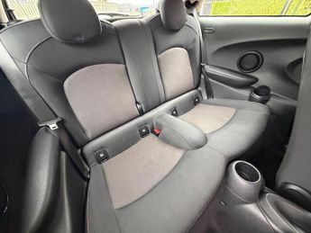 MINI Hatch 1.5 Cooper Classic Steptronic Euro 6 (s/s) 3dr