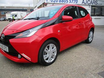 Toyota AYGO 1.0 VVT-i x-pression x-shift Euro 6 5dr