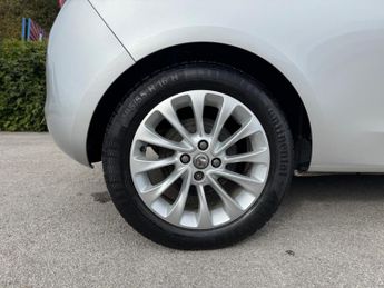 Vauxhall Corsa 1.4i SE Auto Euro 6 3dr