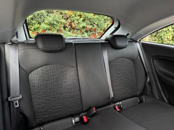 Vauxhall Corsa 1.4i SE Auto Euro 6 3dr