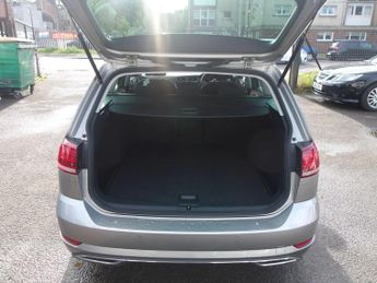 Volkswagen Golf 2.0 TDI GT Edition DSG Euro 6 (s/s) 5dr