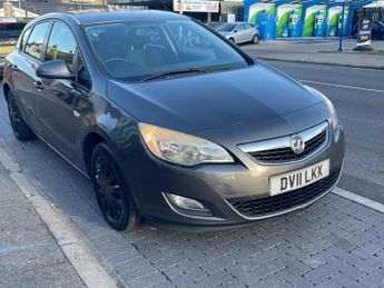 Vauxhall Astra 1.6 16v Exclusiv Auto Euro 5 5dr