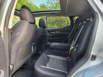 Nissan Qashqai 1.3 DIG-T N-Connecta DCT Auto Euro 6 (s/s) 5dr