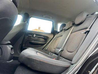MINI Clubman 2.0 Cooper D (Black Pack) Euro 6 (s/s) 6dr