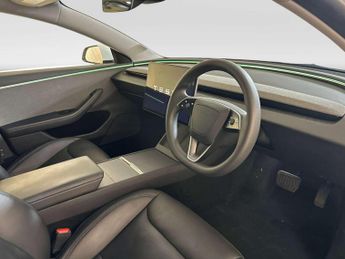 Tesla Model 3 Saloon 4dr Electric Auto RWD (208 ps)