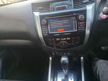 Nissan Navara 2.3 dCi Tekna Auto 4WD Euro 6 4dr
