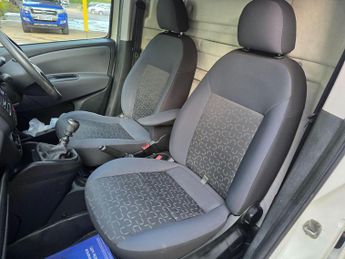 Fiat Doblo 1.6 JTD MultiJet 16v SX L1 H1 4dr