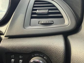 Vauxhall Astra GTC 1.4i Turbo SRi Auto Euro 6 3dr