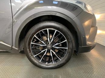 Toyota C-HR 1.2 VVT-i Excel CVT AWD Euro 6 (s/s) 5dr