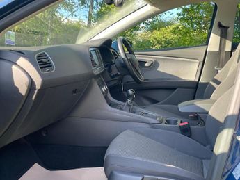 SEAT Leon 1.6 TDI SE Dynamic Technology ST Euro 6 (s/s) 5dr