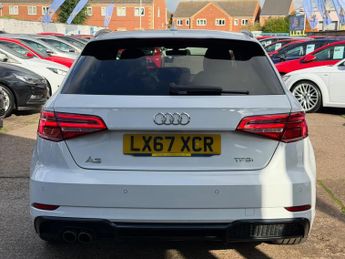 Audi A3 1.5 TFSI CoD Black Edition Sportback 5dr Petrol S Tronic Euro 6 