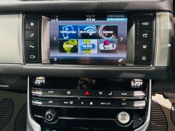Jaguar XF 2.0d Prestige Auto AWD Euro 6 (s/s) 4dr