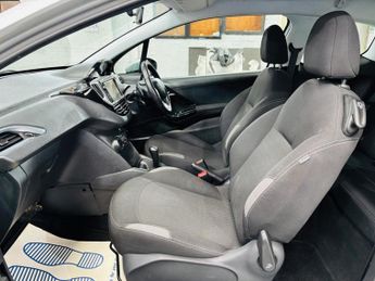 Peugeot 208 1.2 PureTech Active ETG Euro 6 (s/s) 3dr