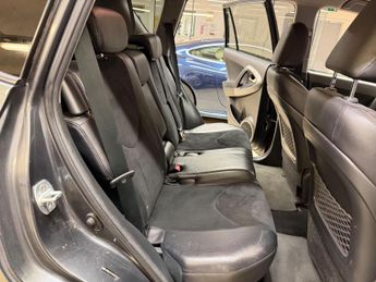 Toyota RAV4 2.2 D-4D XT-R 4WD Euro 5 5dr