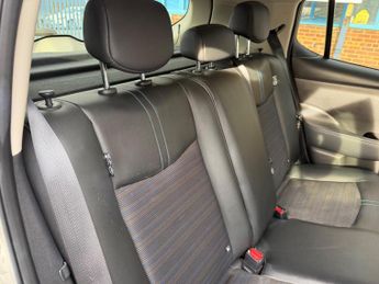 Nissan Leaf 40kWh N-Connecta Auto 5dr