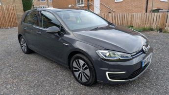 Volkswagen e-Golf 35.8kWh e-Golf Auto 5dr