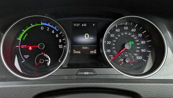 Volkswagen e-Golf 35.8kWh e-Golf Auto 5dr
