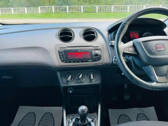 SEAT Ibiza 1.4 SE Euro 5 5dr