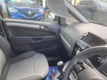 Vauxhall Zafira 1.7 CDTi ecoFLEX Exclusiv Euro 5 5dr (SNav)