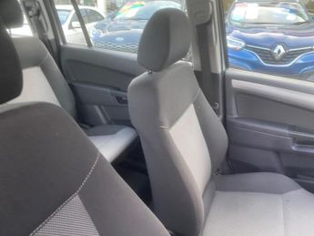 Vauxhall Zafira 1.7 CDTi ecoFLEX Exclusiv Euro 5 5dr (SNav)