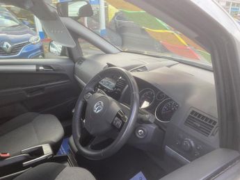 Vauxhall Zafira 1.7 CDTi ecoFLEX Exclusiv Euro 5 5dr (SNav)